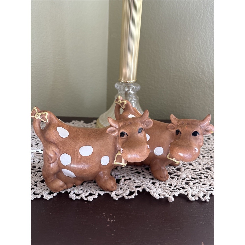 VTG Twin Winton Brown Cow Salt Pepper Shaker Ceramic Figurine 6 1/4 In
